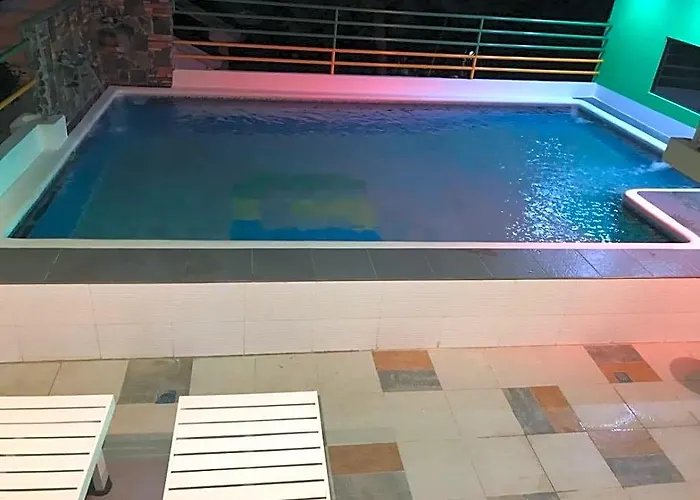 Gravino House 2* Oslob